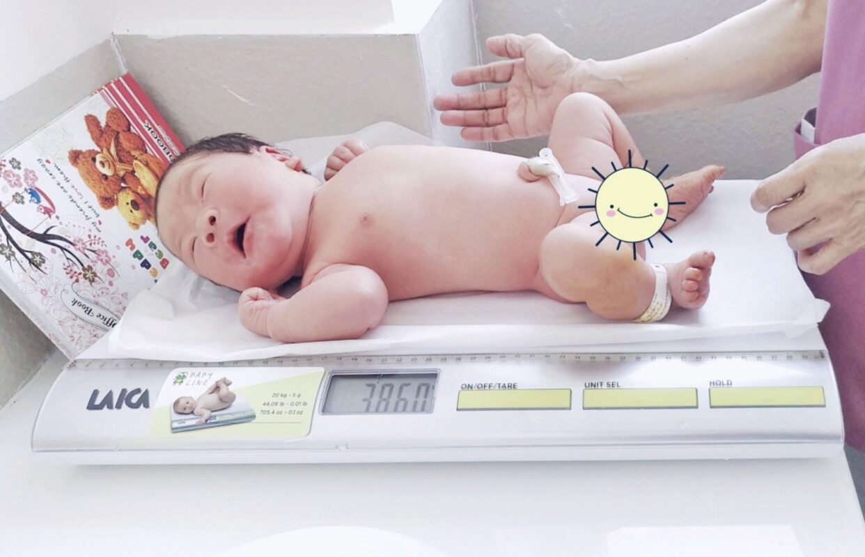 Sự thật về sụt cân sinh lý ở trẻ sơ sinh
