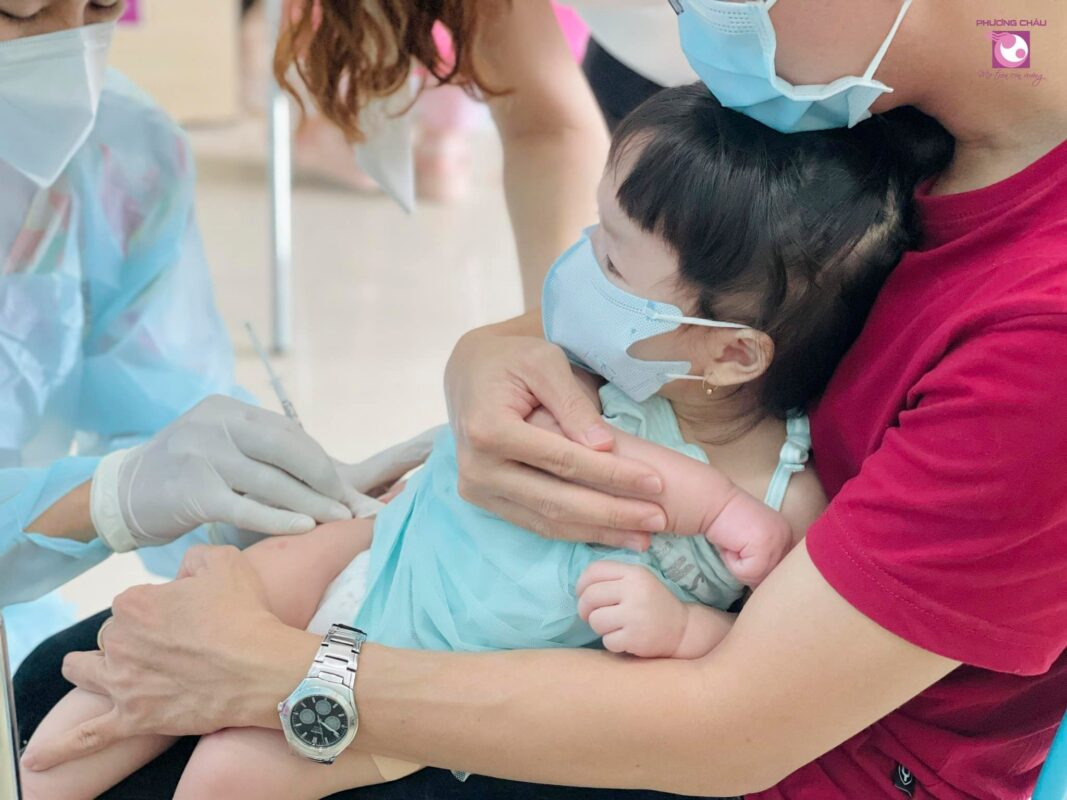 1 loại vaccine phòng 6 bệnh, tại sao không?